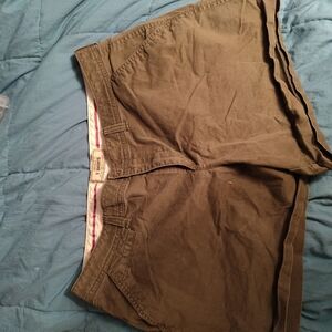 Old Navy Olive Green 5" Khaki Shorts, Size 14